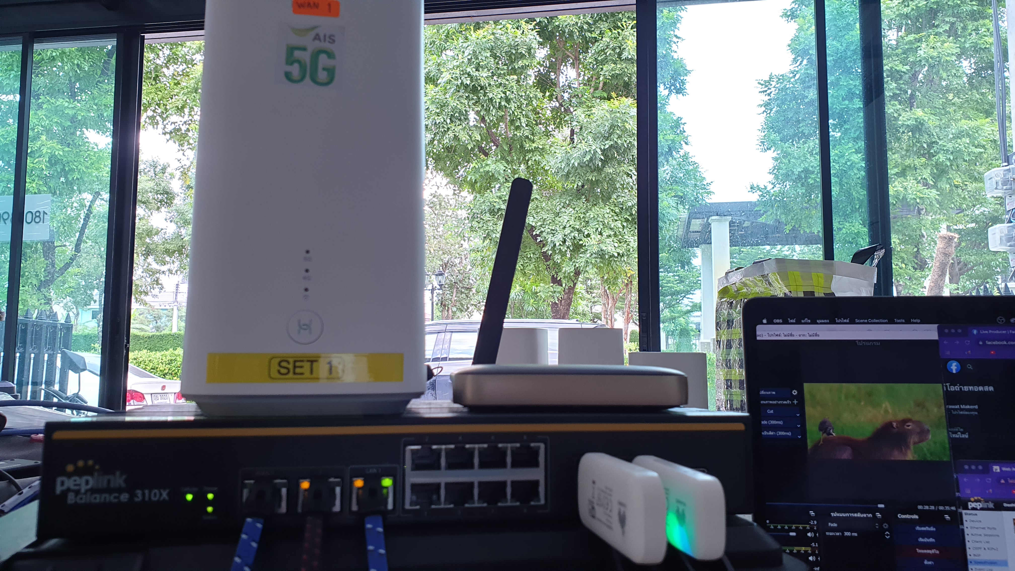 Set 4G+5G 5 SIM Bonding ที่ต้องการความสเถียรสูงสุด  รวมแบนด์วิธอินเตอร์เน็ตสูงสุด 5 SIM สำหรับรองรับ Live Conference 1-2  เครื่องพร้อมกัน
